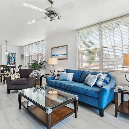 Bahia Vista Corner Unit 2 Bedroom 2 Bathroom